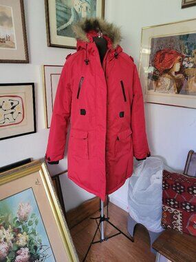NWOT Fahrenheit Red Warm Winter Coat with Fur trim Hood Size XXL